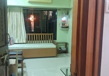 1 BHK Apartment For Rent in God Gifts Building, Lower Parel