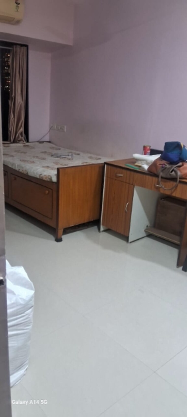 Master Bedroom, god-gifts-building 1 Bedroom 500 Sq.Ft. Apartment In Lower Parel Mumbai 9369482