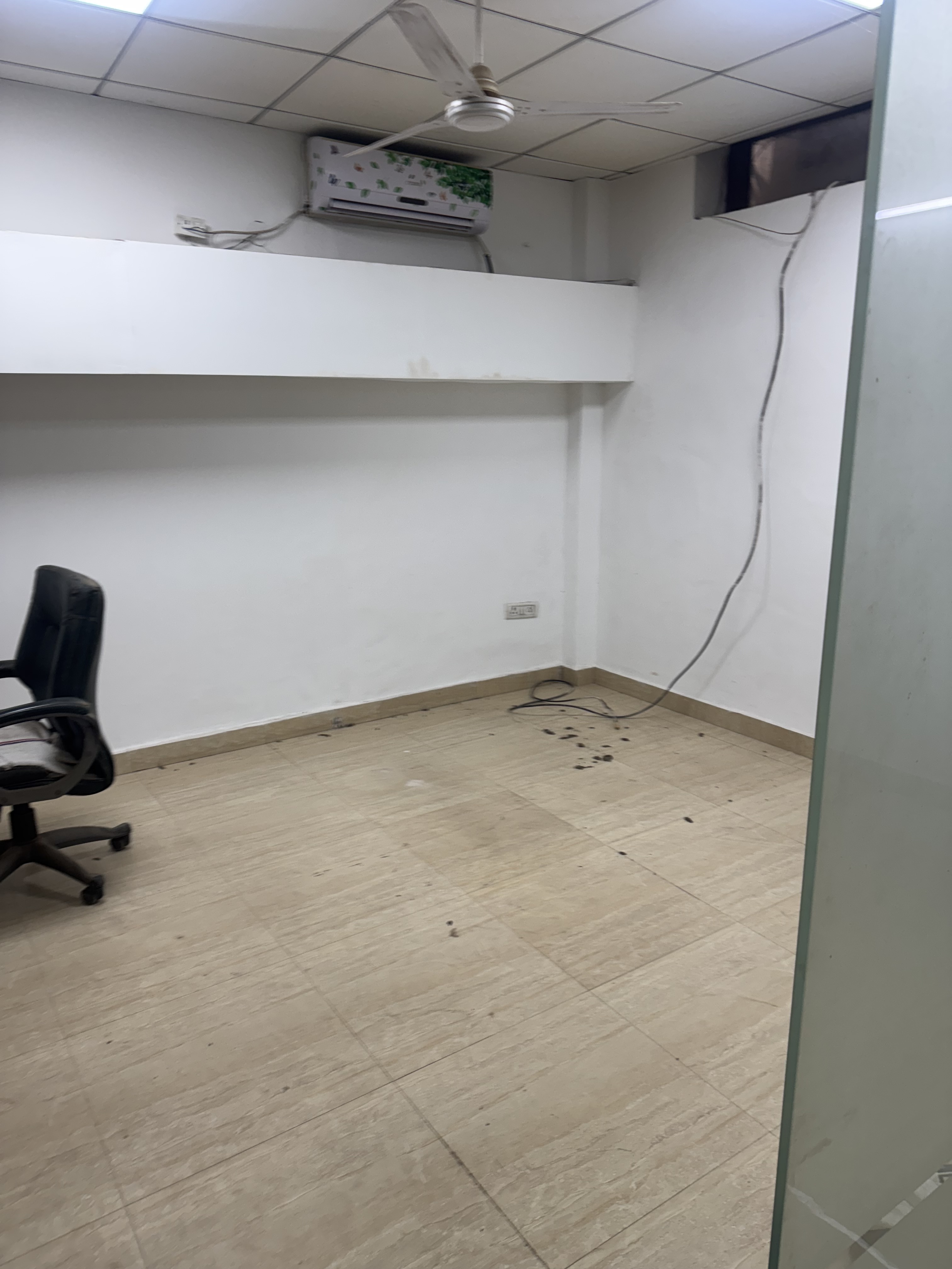Office Space For Rent in SAS Tower