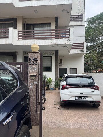 Office Space – Exterior View View at SAS Tower, Sector 38 - for Rent