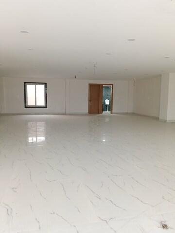  Showroom For Rent in Gomti Nagar