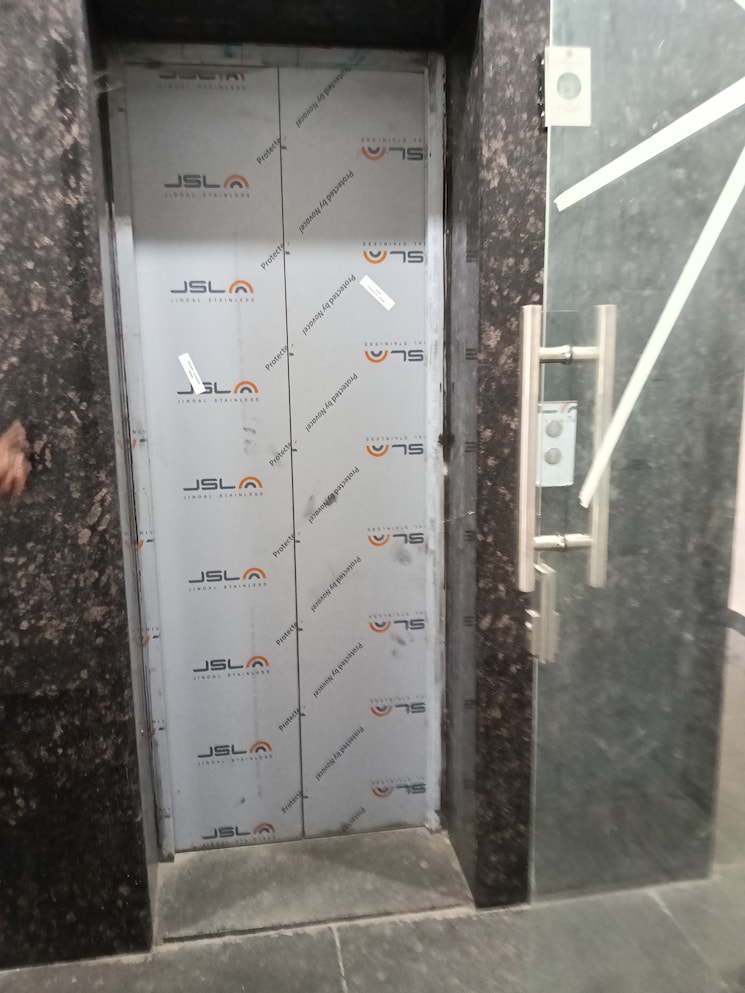 Exterior View, gomti nagar Commercial Showroom 3000 Sq.Ft. In Gomti Nagar Lucknow 9369500