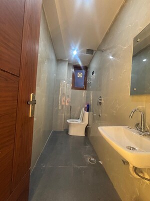 Bathroom in 1 BHK Builder Floor at Saket – for Rent