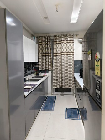 3 BHK + Pooja Room 1735 Sq.Ft. Apartment in GHB Splande