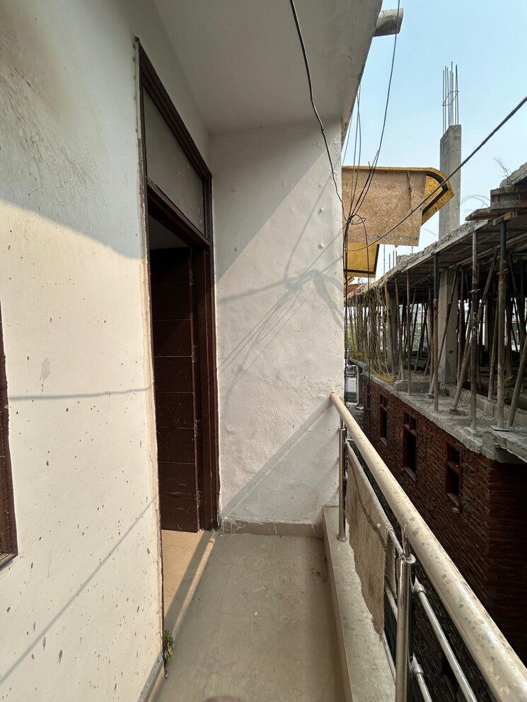 Balcony, saket 3 Bedroom 1500 Sq.Ft. Builder Floor In Saket Delhi 9369528