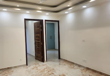 Room in 3 BHK Builder Floor at Chattarpur – for Sale