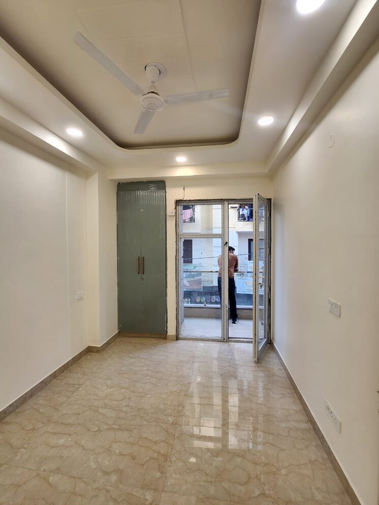 Room, chattarpur 3 Bedroom 1350 Sq.Ft. Builder Floor In Chattarpur Delhi 9369559