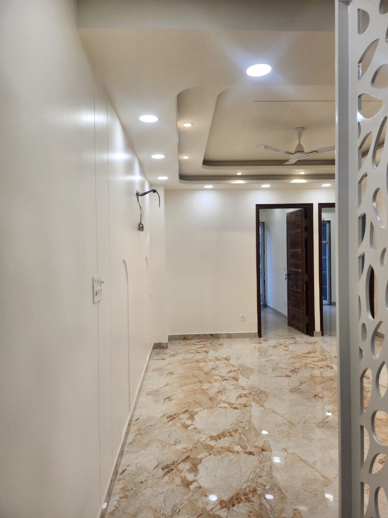 Room, chattarpur 3 Bedroom 1350 Sq.Ft. Builder Floor In Chattarpur Delhi 9369559