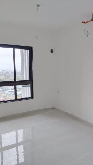 Room in 2 BHK Apartment at Runwal My City, Dombivli East – for Rent