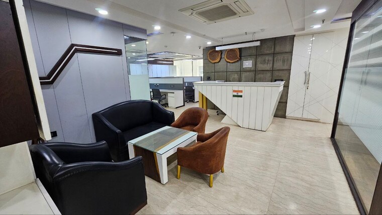 Team Area, netaji subhash place Commercial Office Space 2484 Sq.Ft. In Netaji Subhash Place Delhi 9369562