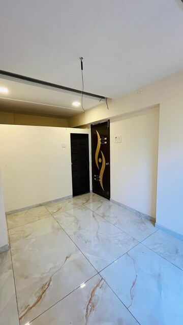 2 BHK Apartment For Sale in Dahisar East