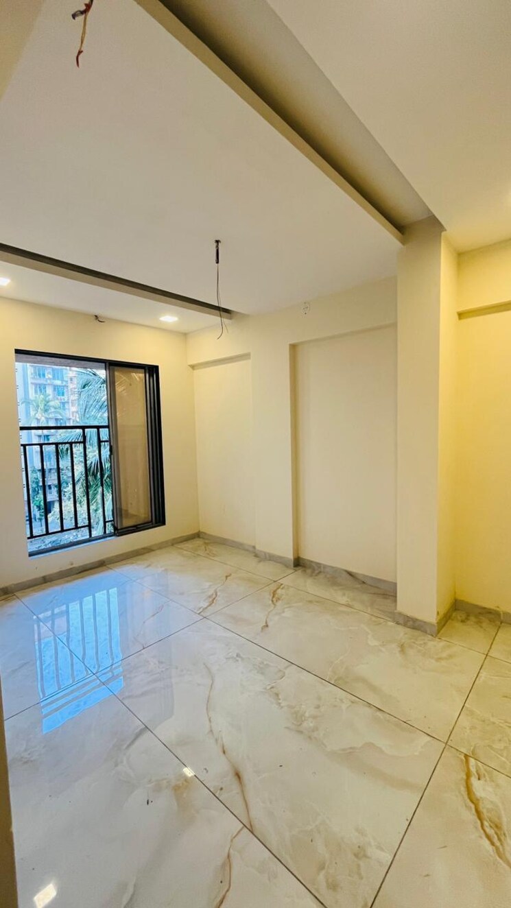 Room, dahisar east 2 Bedroom 597 Sq.Ft. Apartment In Dahisar East Mumbai 9313074