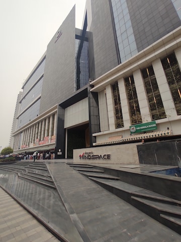 Staircase in  Shop at Imperia Mindspace, Sector 62 – for Rent