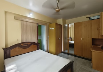 Bedroom in 1 BHK Apartment at Hiranandani Estate, Ghodbunder Road – for Rent