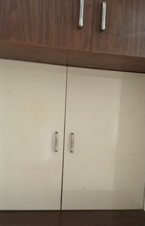 Room in 2 BHK Apartment at M3M Woodshire, Sector 107 – for Rent