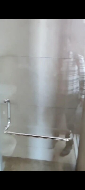 Bathroom in 2 BHK Apartment at Peninsula Salsette 27, Byculla – for Rent