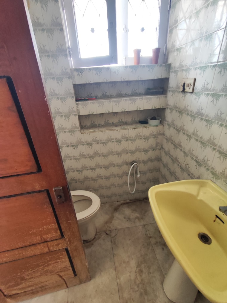 Bathroom, koramangala 1 RK 350 Sq.Ft. Builder Floor In Koramangala Bangalore 9369715