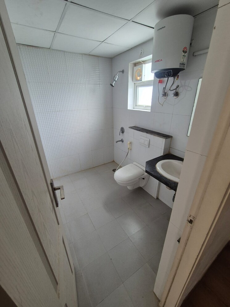 Bathroom, anant-raj-maceo 3 Bedroom 2320 Sq.Ft. Apartment In Sector 91 Gurgaon 9369751