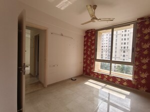 Room in 1 BHK Apartment at Hiranandani Fedora, Ghodbunder Road – for Rent