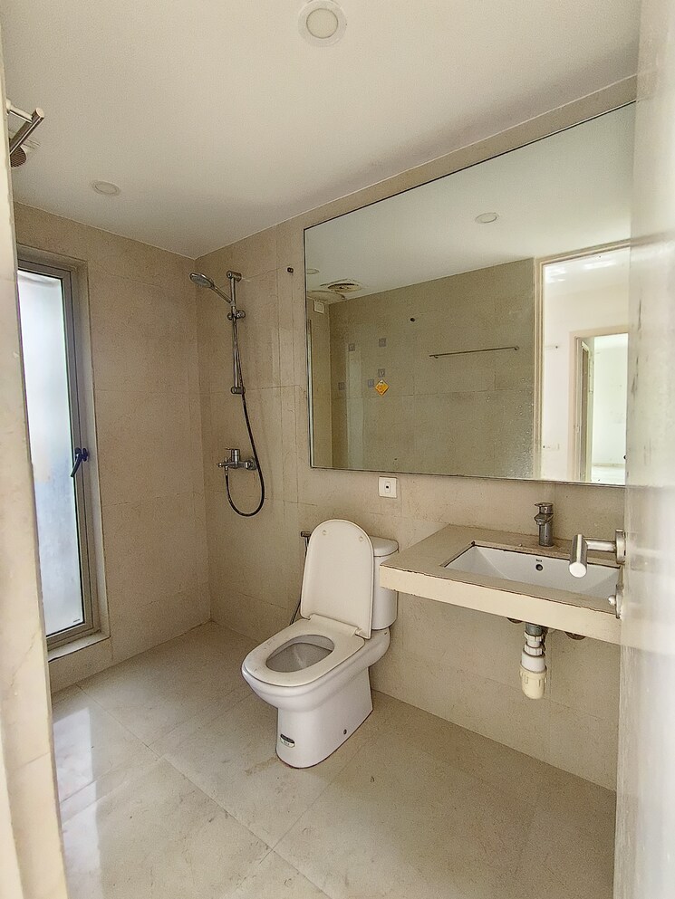 Bathroom, hiranandani-fedora 1 Bedroom 680 Sq.Ft. Apartment In Ghodbunder Road Thane 9369760