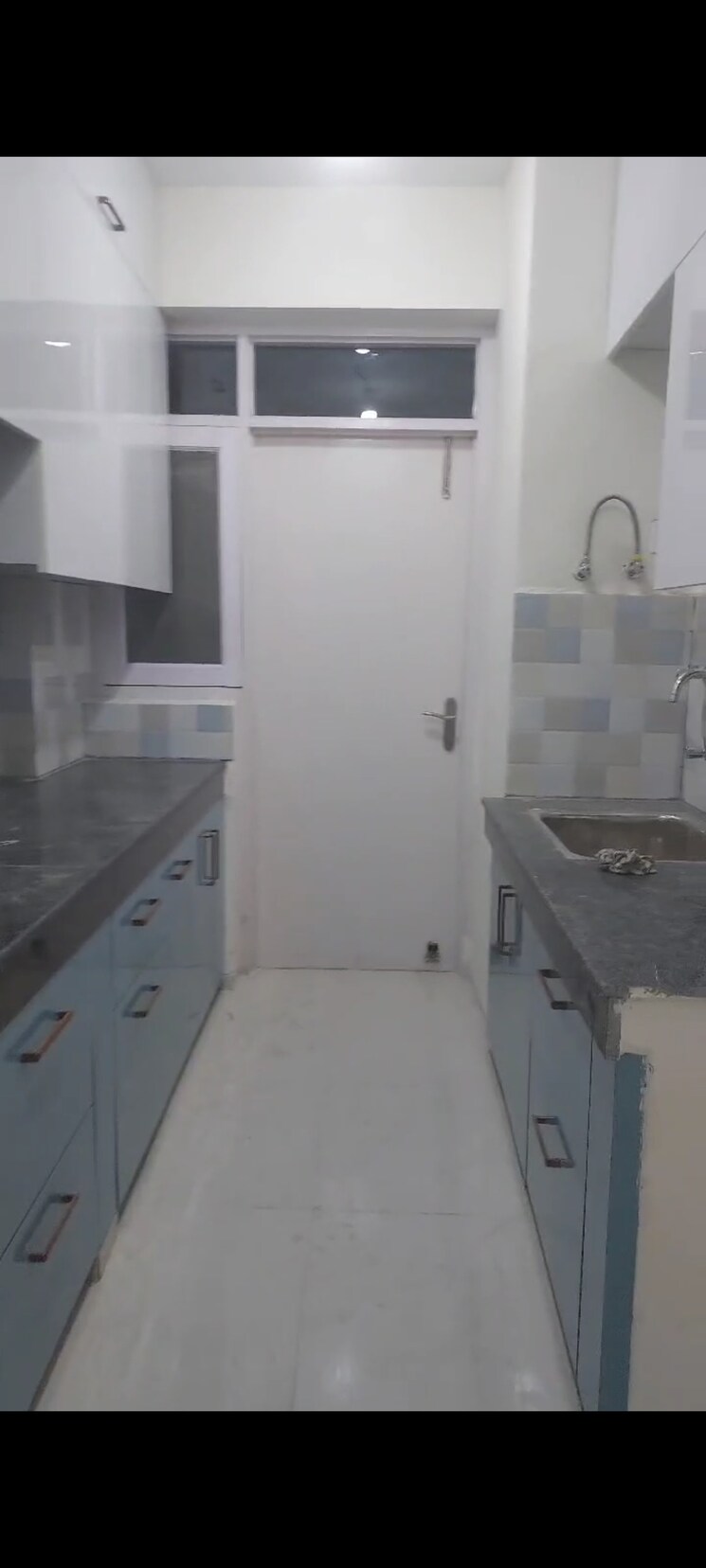 Kitchen, pareena-express-heights 3 Bedroom 1770 Sq.Ft. Apartment In Sector 99 Gurgaon 9369774