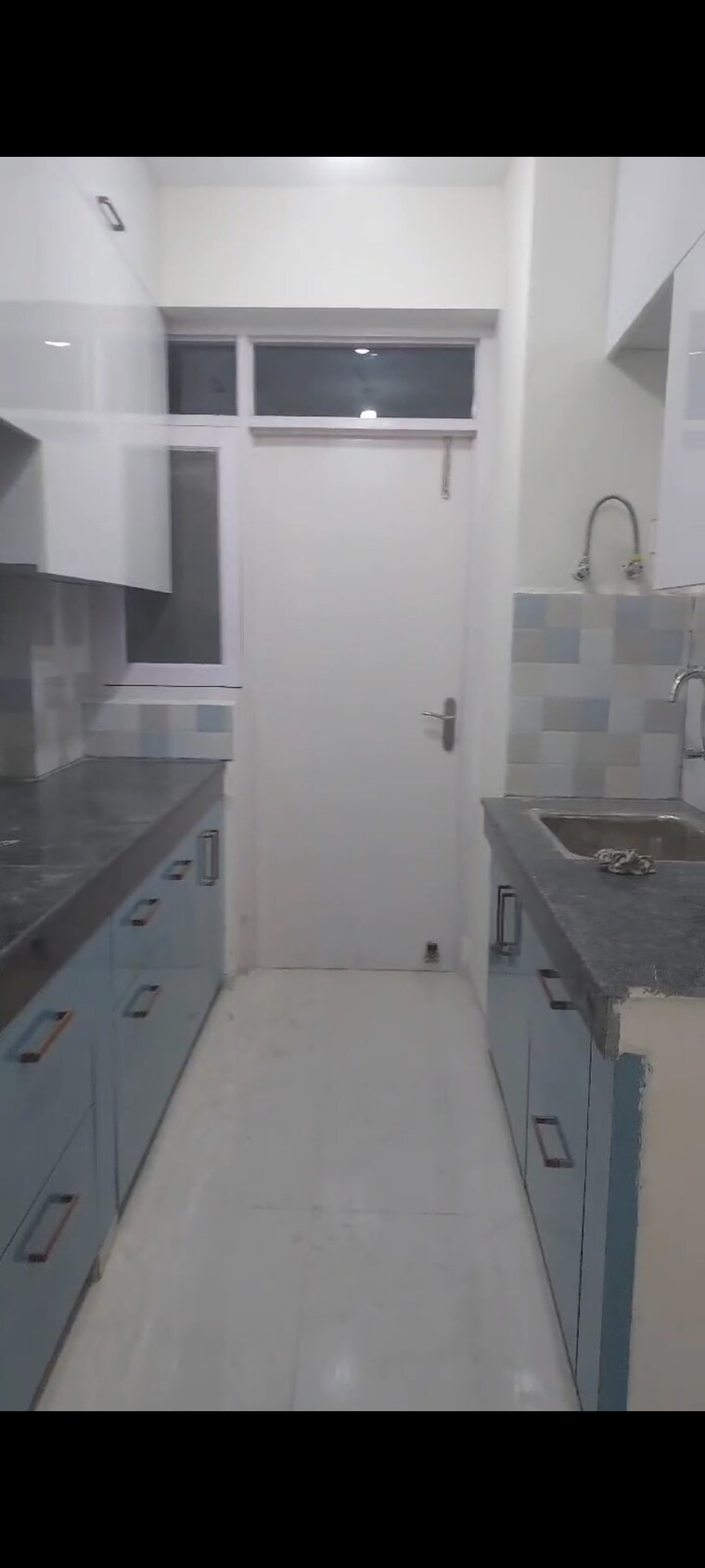 Kitchen, pareena-express-heights 3 Bedroom 1770 Sq.Ft. Apartment In Sector 99 Gurgaon 9369774