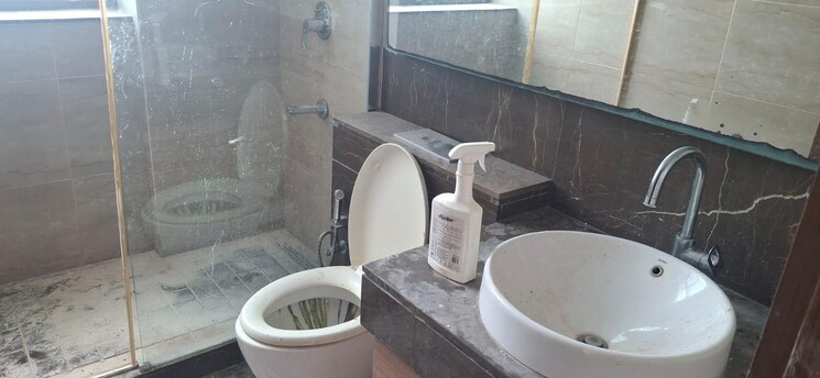 Bathroom, dlf-the-crest 3 Bedroom 2644 Sq.Ft. Apartment In Sector 54 Gurgaon 9369743