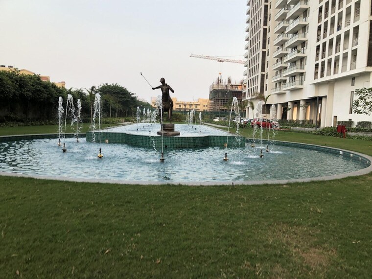 Swimming Pool, dlf-the-crest 3 Bedroom 2644 Sq.Ft. Apartment In Sector 54 Gurgaon 9369743