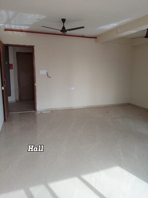 Room in 2 BHK Apartment at Vasundhara Geetanjali Paradise, Malad West – for Rent