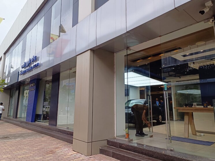 Exterior View, phoenix-paragon-plaza Commercial Showroom 1926 Sq.Ft. In Kurla West Mumbai 8780327