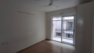 Room in 3 BHK Apartment at Sushma Valencia, International Airport Road – for Rent