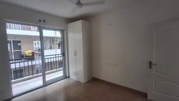 Room in 3 BHK Apartment at Sushma Valencia, International Airport Road – for Rent