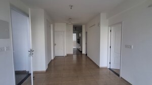 Room in 3 BHK Apartment at Sushma Valencia, International Airport Road – for Rent