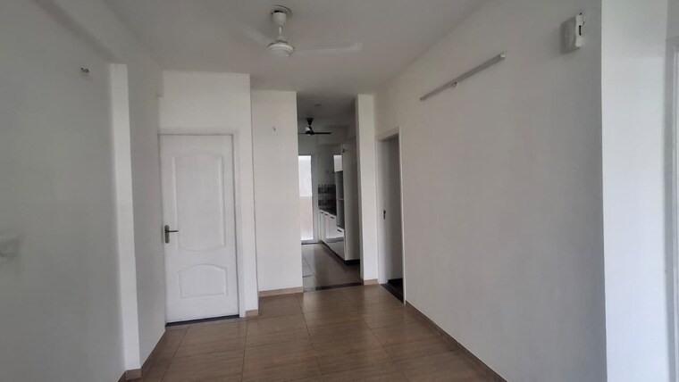 Room, sushma-valencia 3 Bedroom 2250 Sq.Ft. Apartment In International Airport Road Zirakpur 9369811