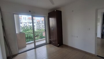 Room in 3 BHK Apartment at Sushma Valencia, International Airport Road – for Rent