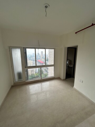 1 BHK Apartment For Rent in Omkar Signet, Malad East