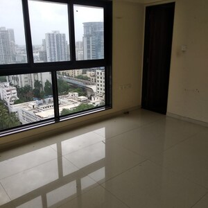 Room in 3 BHK Apartment at Chandak Stella, Goregaon West – for Rent