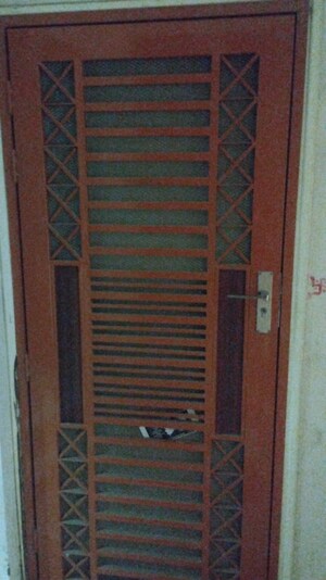 Bathroom in 2 BHK Apartment at Pyramid Heights, Sector 85 – for Rent