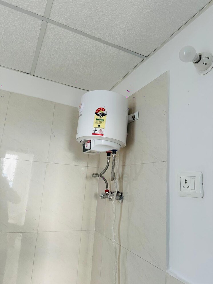 Bathroom, pyramid-heights 2 Bedroom 698 Sq.Ft. Apartment In Sector 85 Gurgaon 9369879