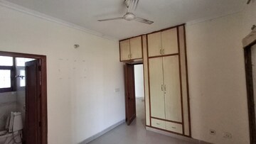 Room in 2 BHK Apartment at Penta Homes, Vip Road – for Sale