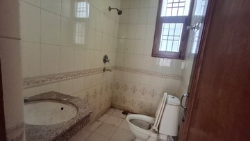 Bathroom in 2 BHK Apartment at Penta Homes, Vip Road – for Sale