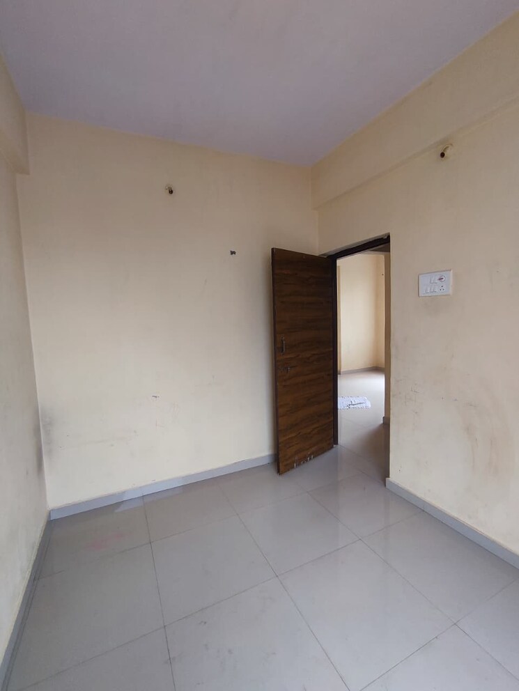 Room, namdev-chs 1 Bedroom 425 Sq.Ft. Apartment In Dombivli West Thane 9369853