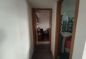 Building Lobby in 1 BHK Builder Floor at Aashiyana Apartment JP Nagar, Jp Nagar – for Rent