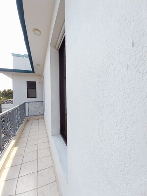  4 BHK Apartment at Gulmohar Park – for Rent