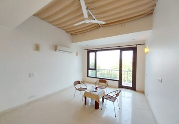 Living Room in 4 BHK Apartment at Gulmohar Park – for Rent