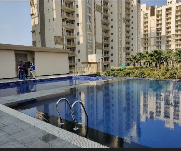 Swimming Pool, emaar-gurgaon-greens 3 Bedroom 1650 Sq.Ft. Apartment In Sector 102 Gurgaon 9369874