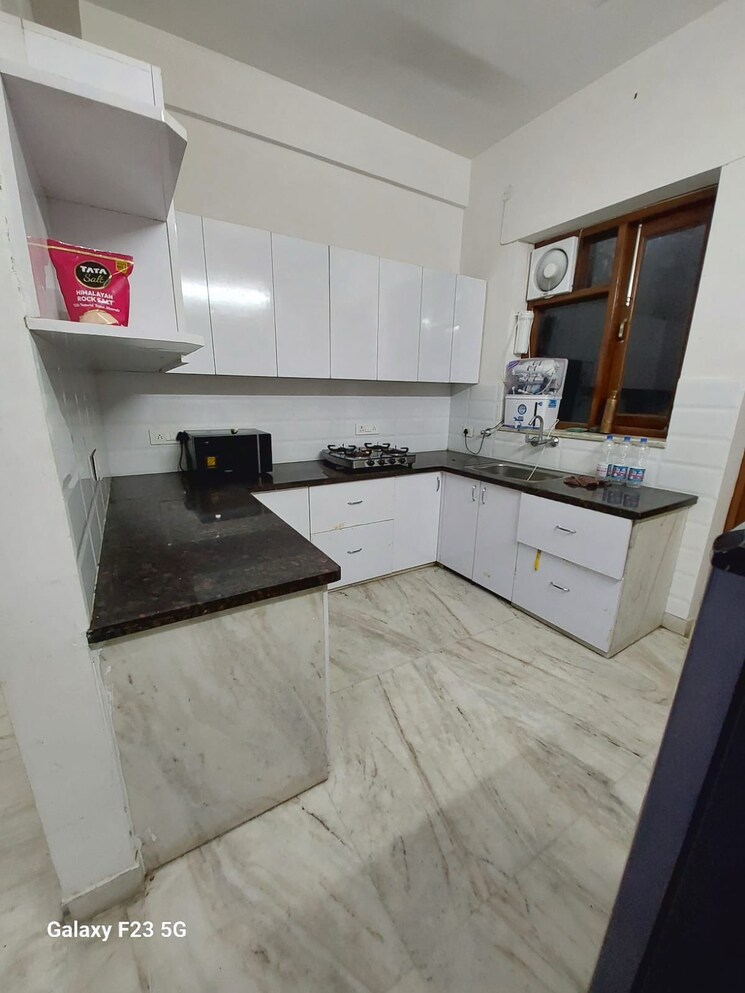 Kitchen, central-park-3-flower-valley 2.5 Bedroom 1094 Sq.Ft. Apartment In Sohna Sector 33 Gurgaon 9369944