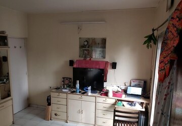 Master Bedroom in 2 BHK Apartment at Bavdhan – for Rent