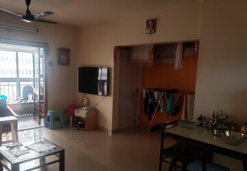 Living Room in 2 BHK Apartment at Bavdhan – for Rent