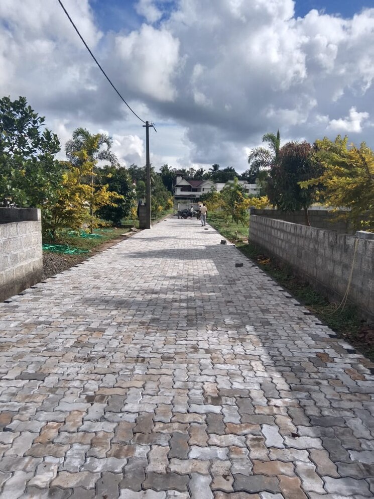 Exterior View, kechery  4357 Sq.Ft. Plot In Kechery Thrissur 9369984